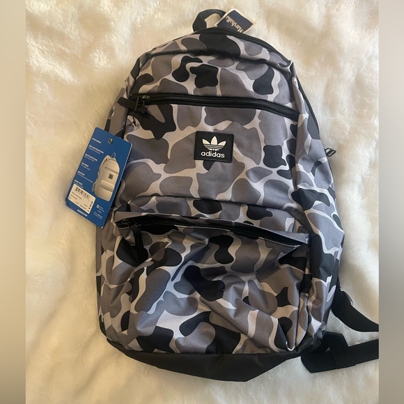 Adidas Camo bookbag - Picture 1 of 1